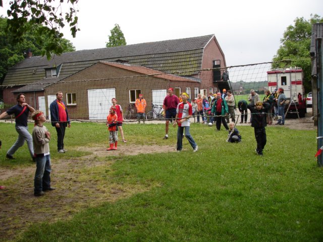 2006HWK 141.jpg